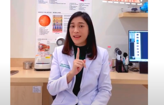 Video poster Owl Eye Clinic